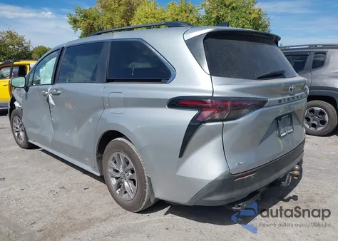 2023 Toyota Sienna Le z USA, uszkodzony, nr VIN 5TDBSKFC8PS098797